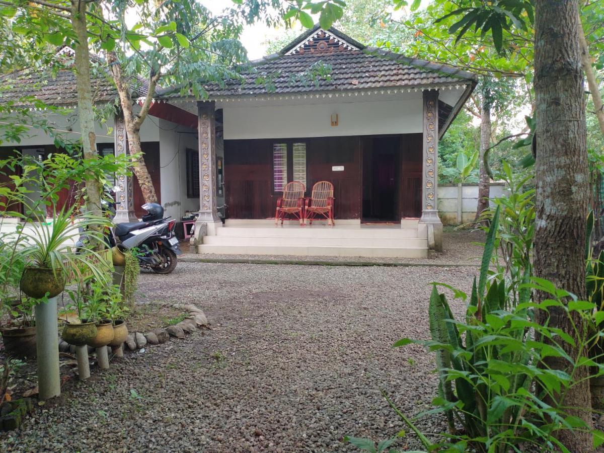 Homestay Munroe Coconut Mundrothuruth