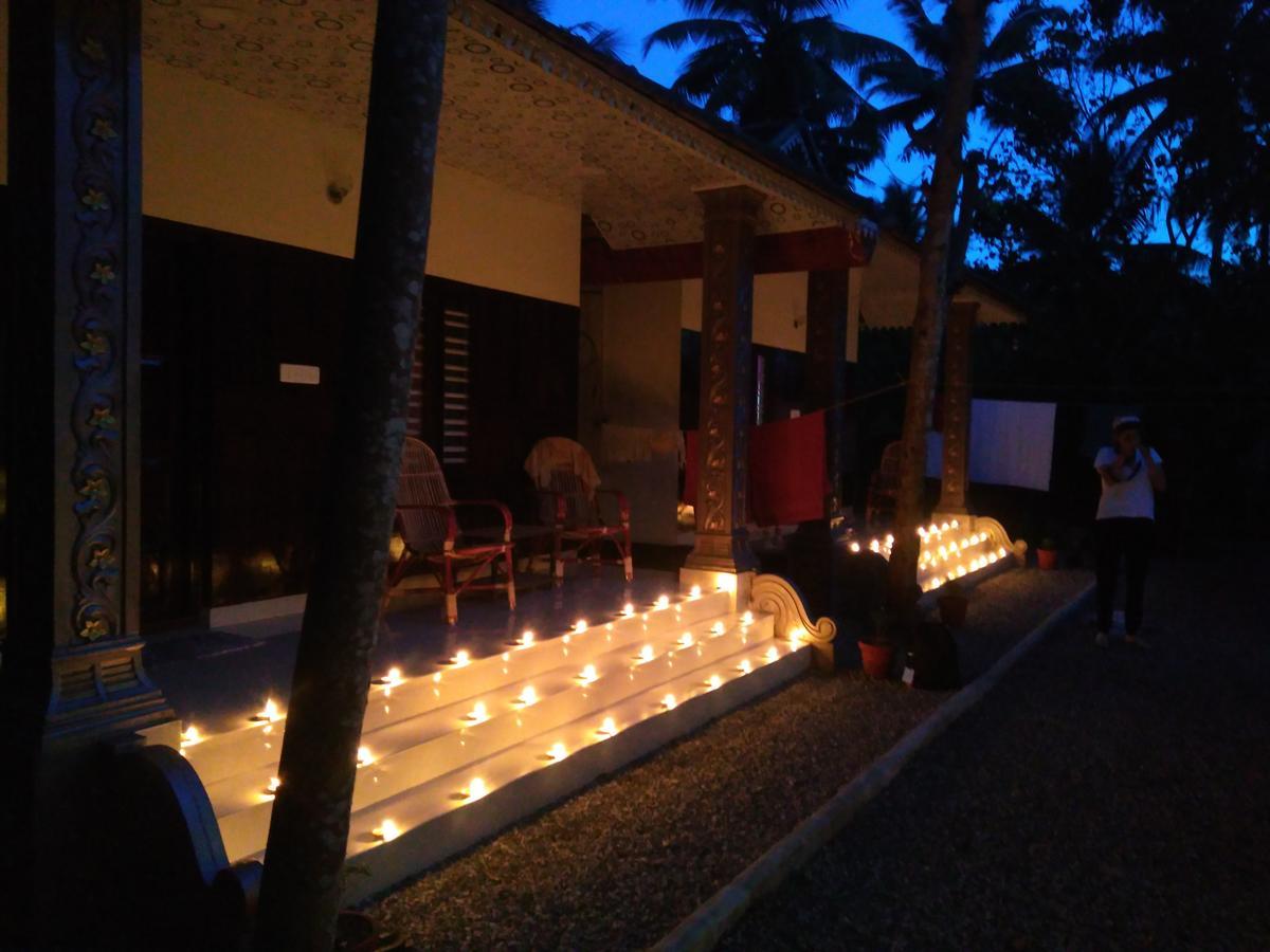 Munroe Coconut Homestay Mundrothuruth