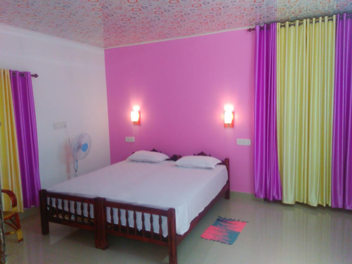 Munroe Coconut Homestay Mundrothuruth