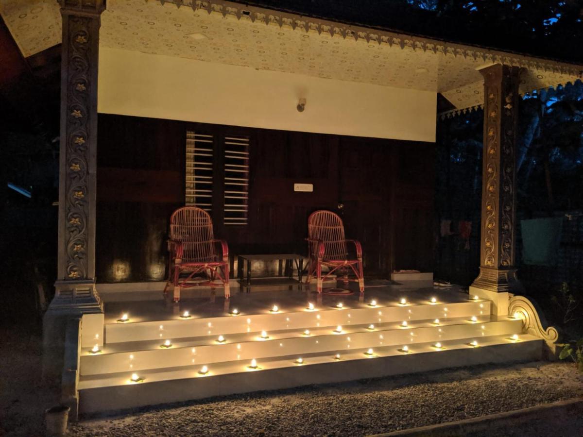 Munroe Coconut Homestay Mundrothuruth